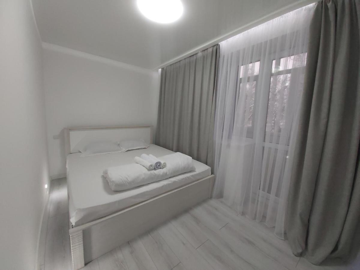 2-Х Комнатная Квартира Taraz Exterior foto